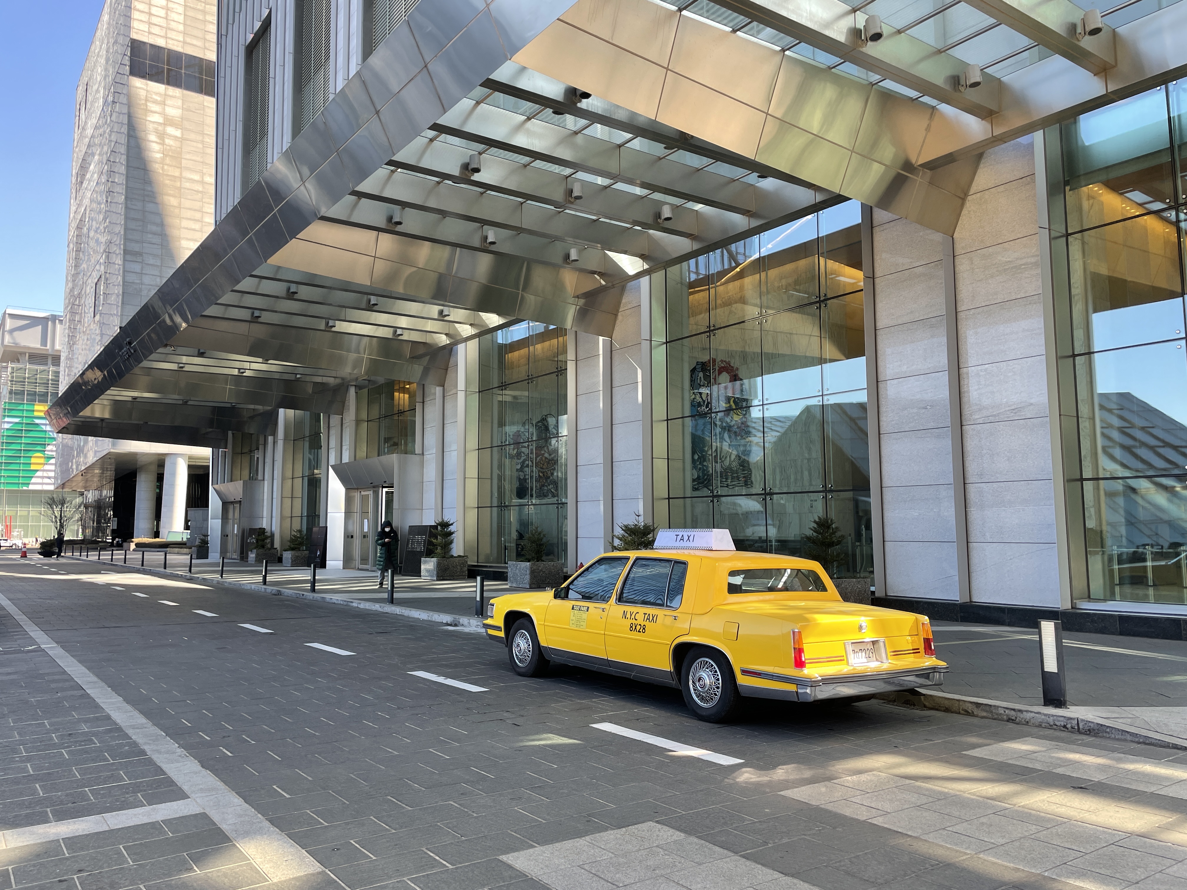 1986 cadillac fleetwood (newyork taxi)