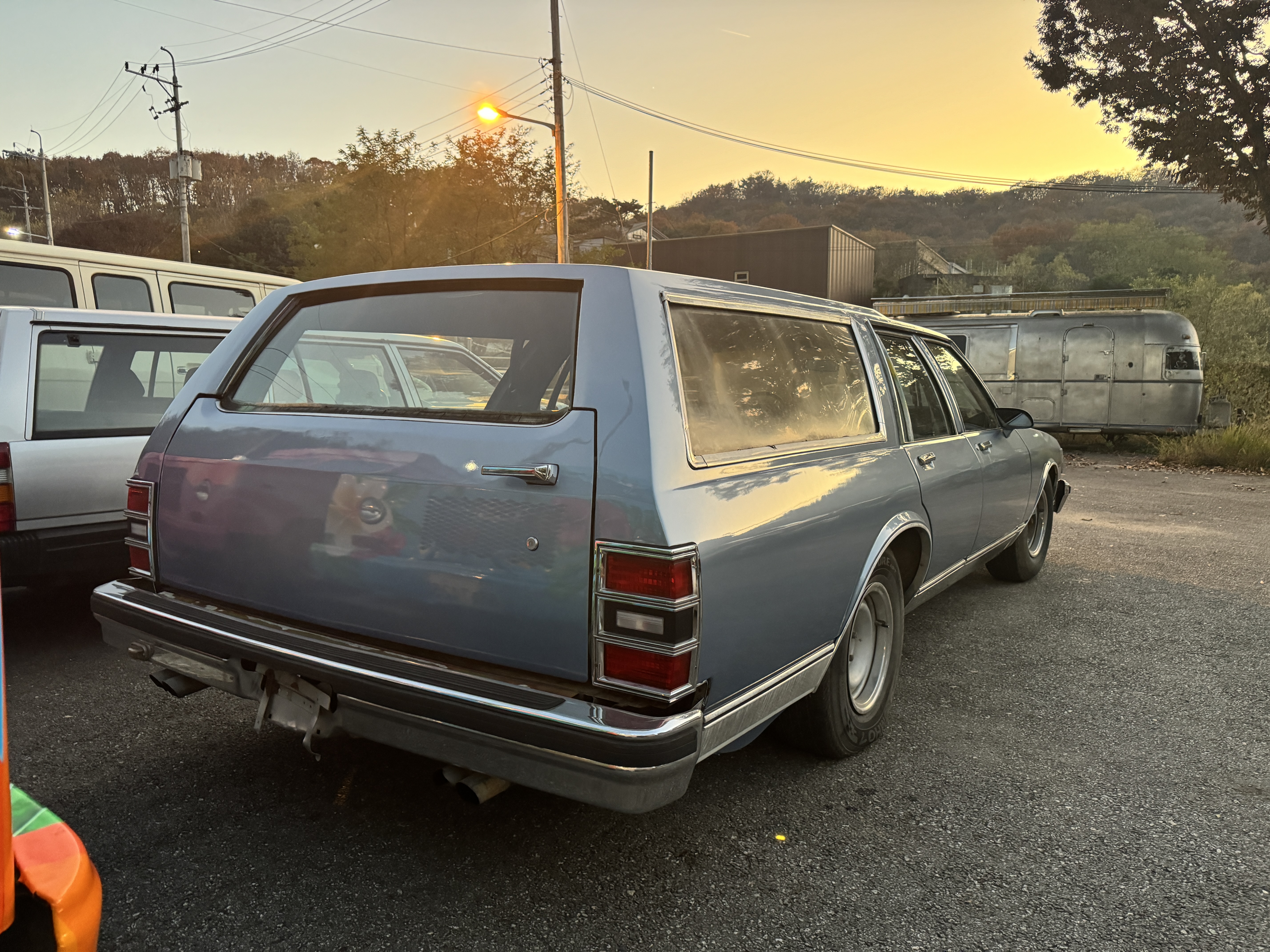 클래식카 쉐보레 카프리스 웨건(1988 chevrolet caprice wagon)